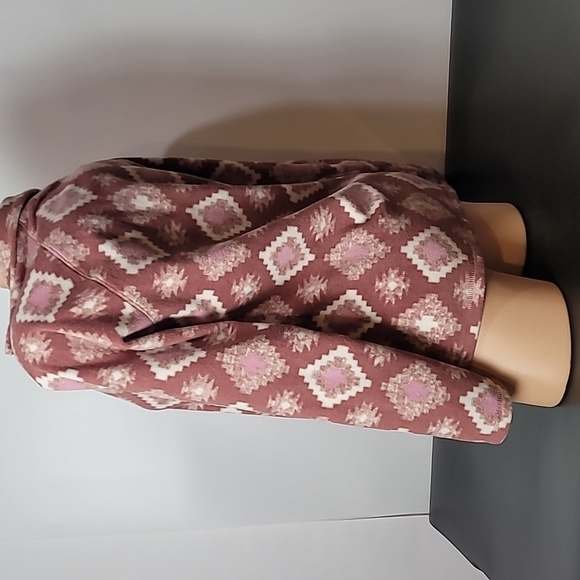 Eddie Bauer Fleece - Pullover - Quest clay color, light pink, and white - Picture 12 of 16